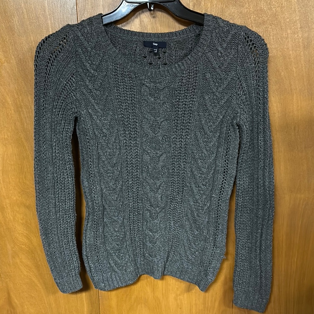 GAP Gray Cable Knit Sweater